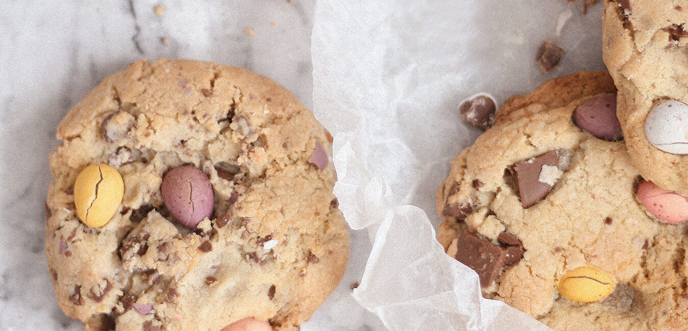 Chunky Chocolate Mini Egg Cookies